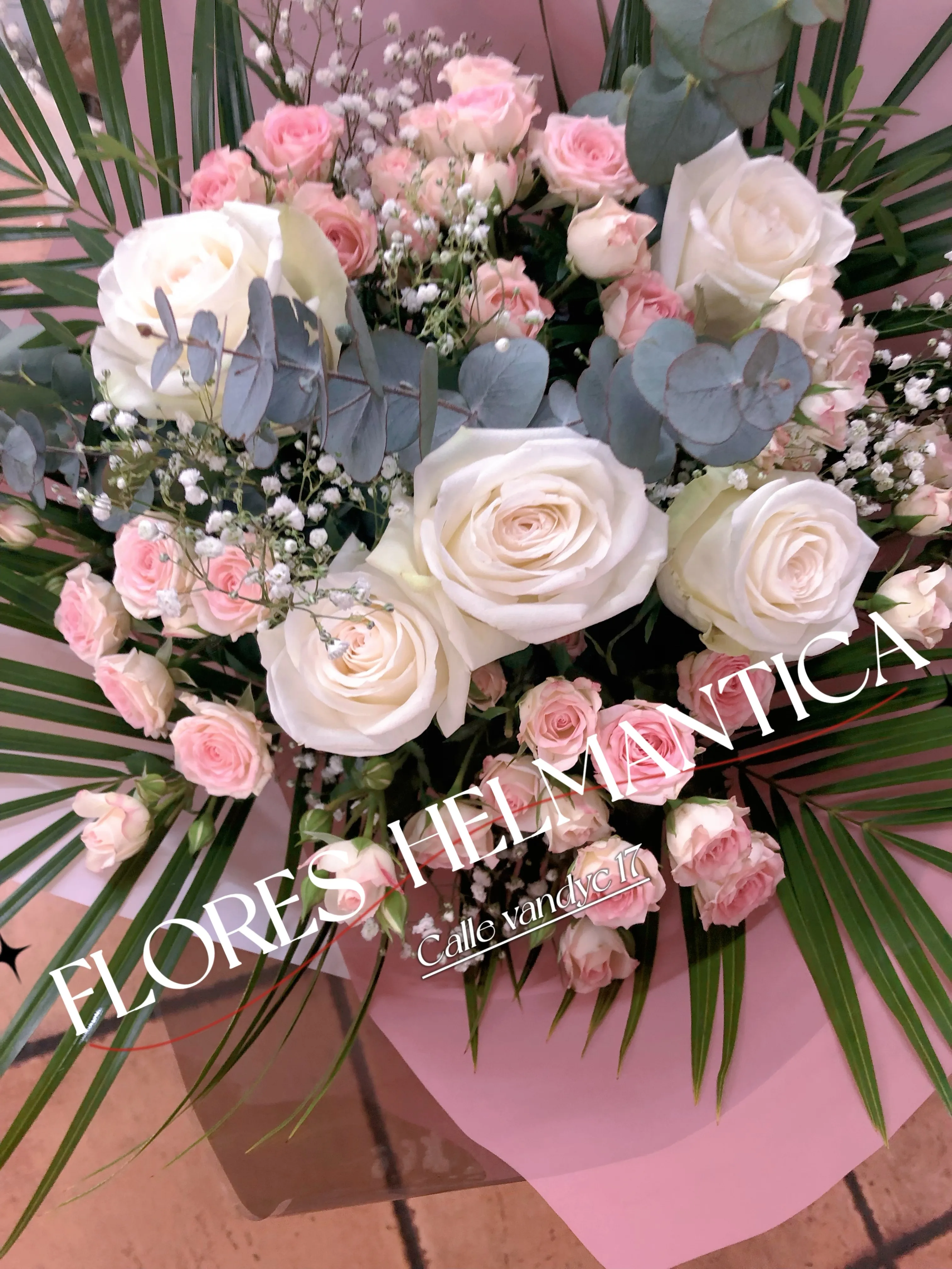 Ramo floral elegante para regalo o aniversario — Flores Helmántica